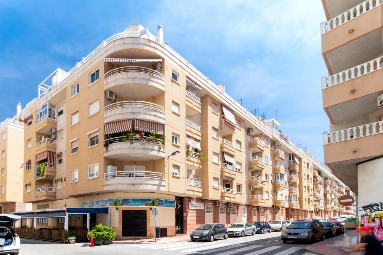 Apartmán Piso En El Centro Torrevieja Exteriér fotografie