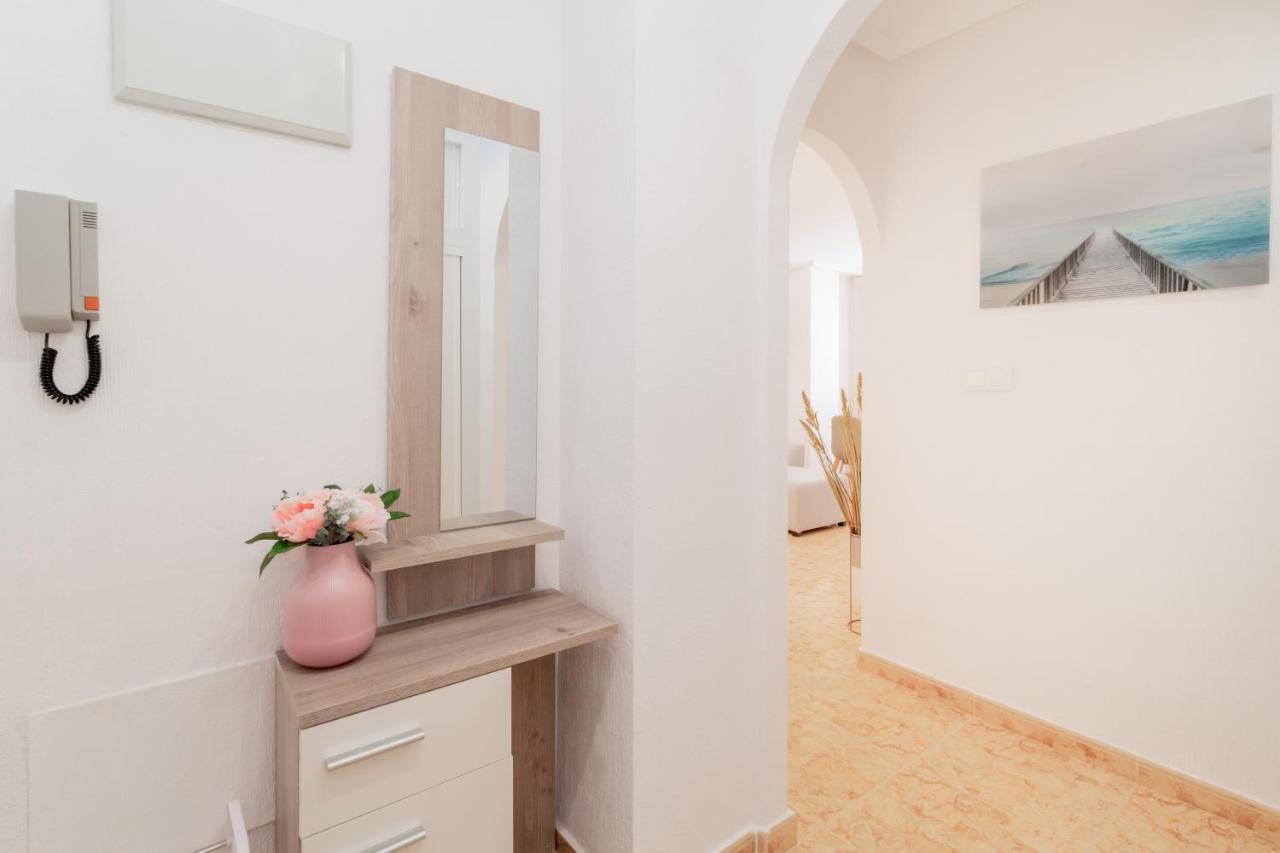 Apartmán Piso En El Centro Torrevieja Exteriér fotografie