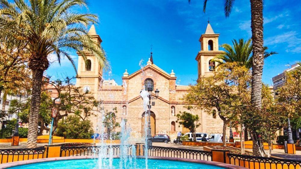 Apartmán Piso En El Centro Torrevieja Exteriér fotografie