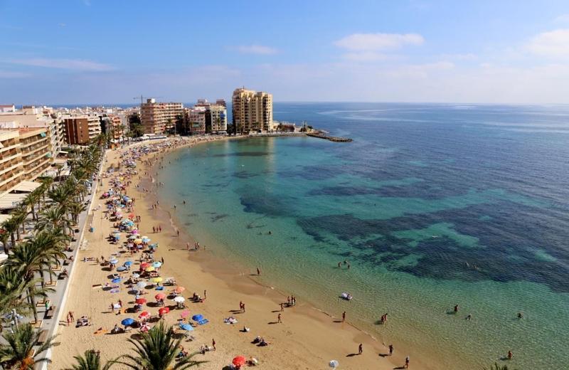 Apartmán Piso En El Centro Torrevieja Exteriér fotografie
